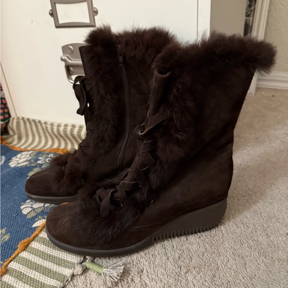 Via Spiga Brown Fur-Trimmed Boots